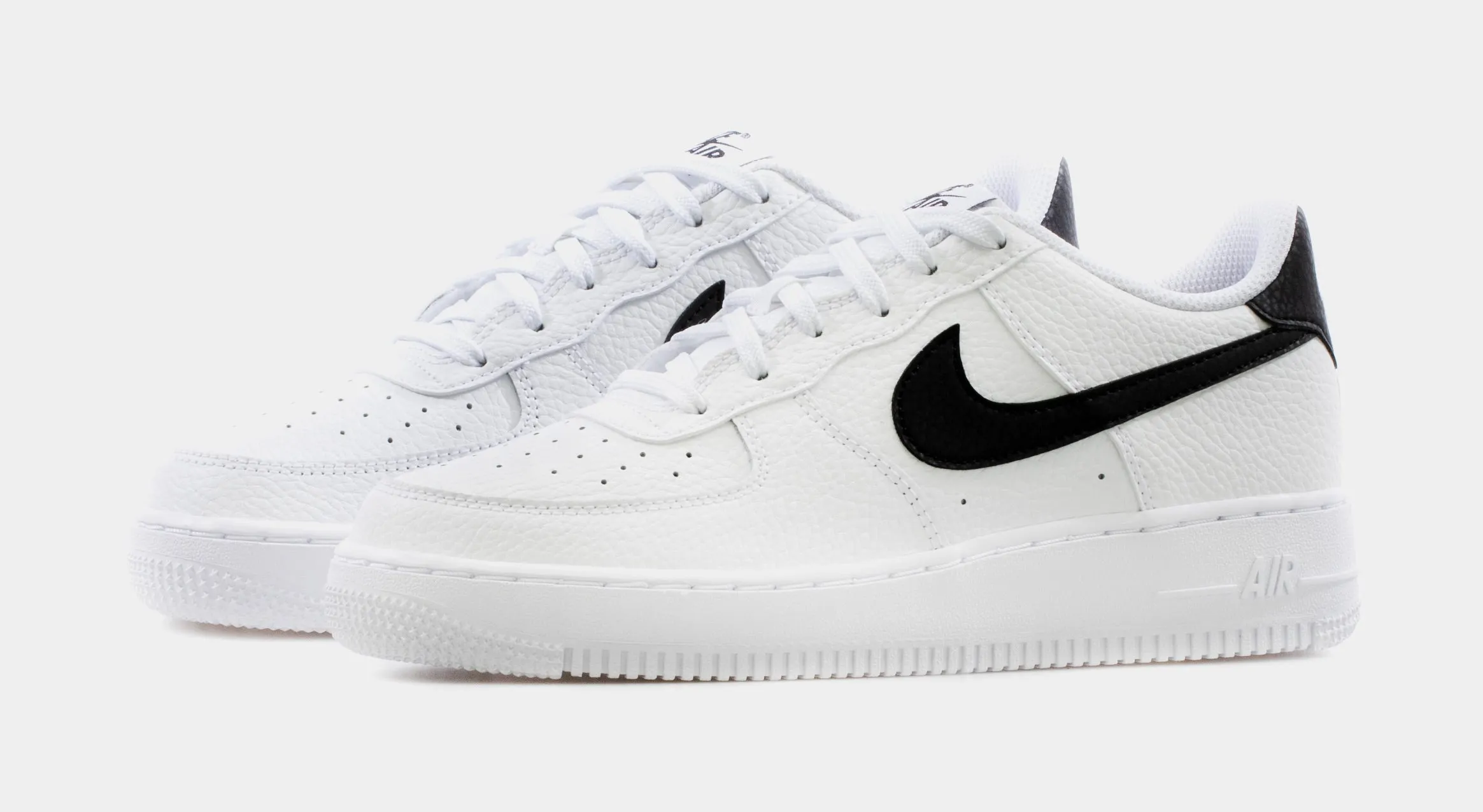 Air Force 1 Grade School Lifestyle Shoe (White)