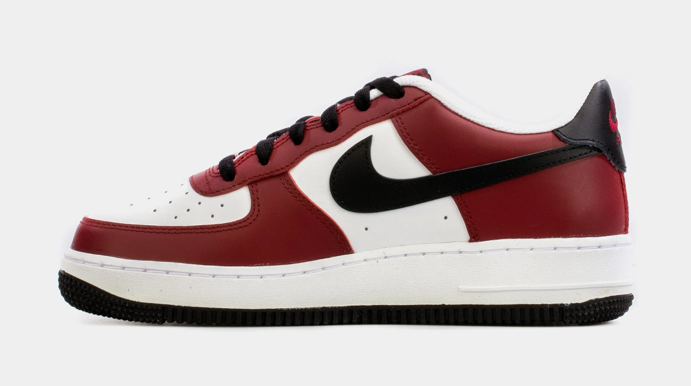 Air Force 1 LV8 Team Red Black Grade School Lifestyle Shoes (Red/Black)