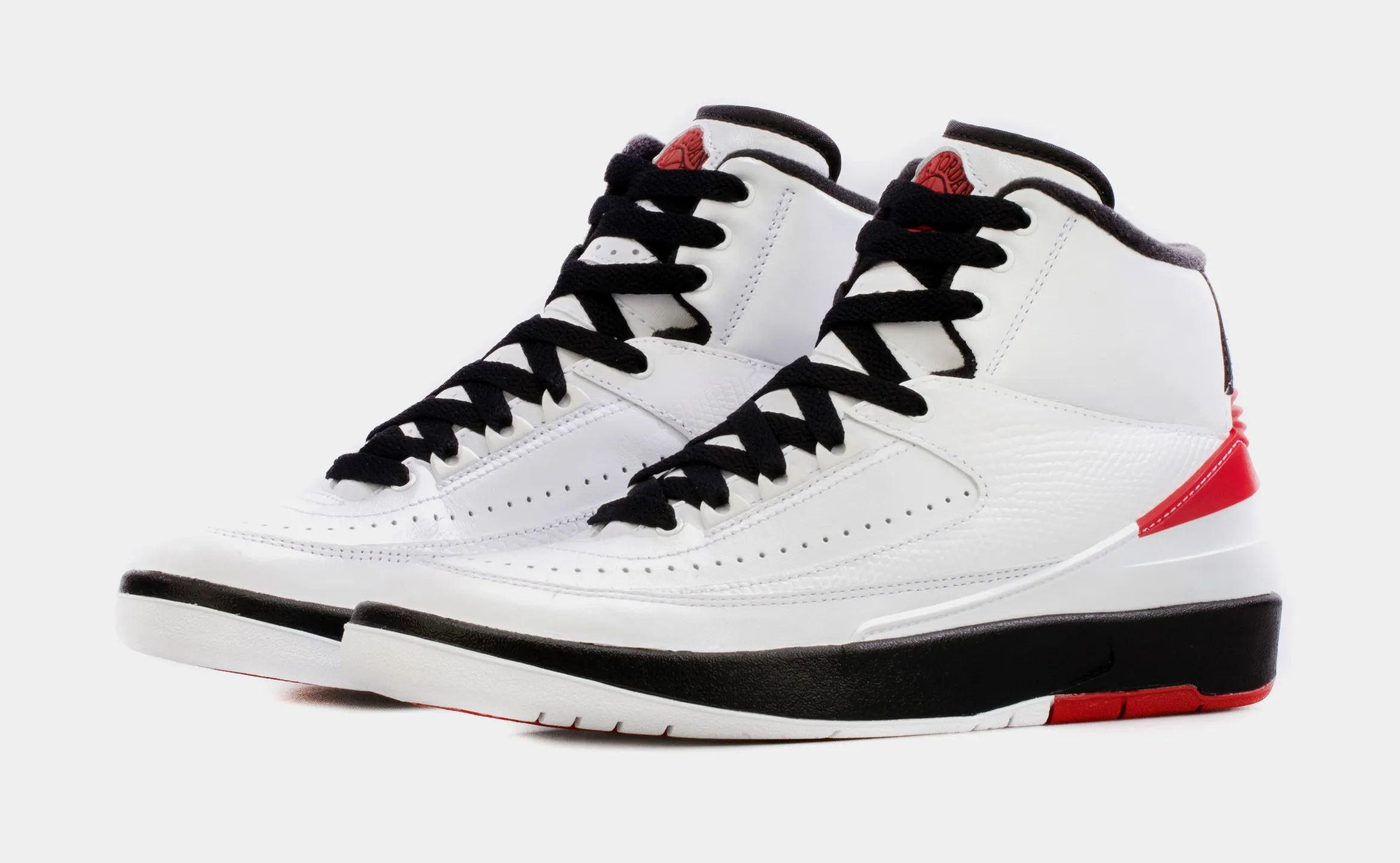 Air Jordan 2 Retro Chicago Grade School Lifestyle Shoes (White/Red) Free Shipping