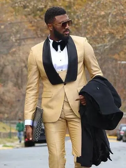 Brand New Khaki Men Wedding Dress Peak Lapel Slim Fit Groom Tuxedos Popular Dinner/Darty Dress 3 Piece Suit Jacket Pants Tie Vest 0636