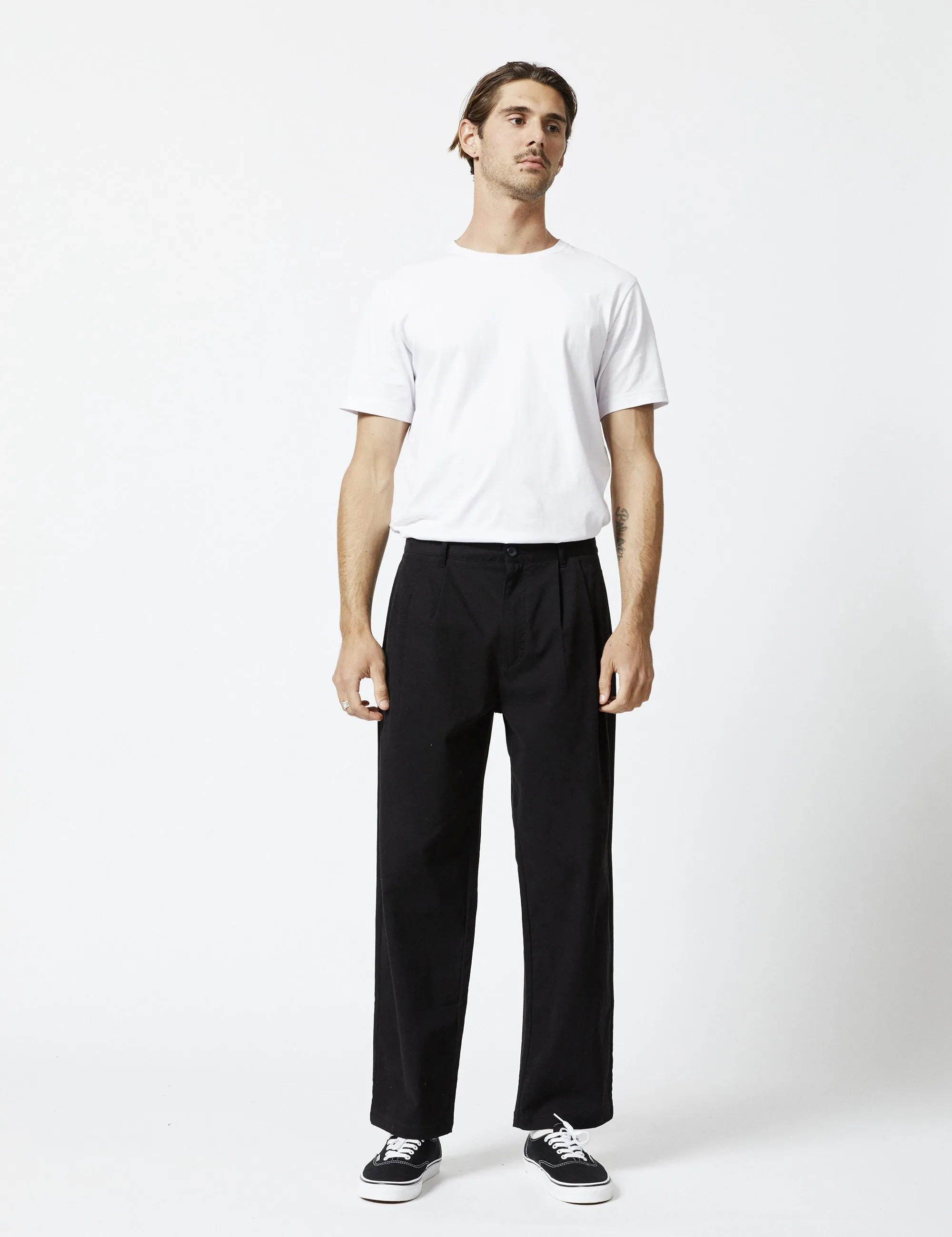 Brooklyn Pleated Pant - Black