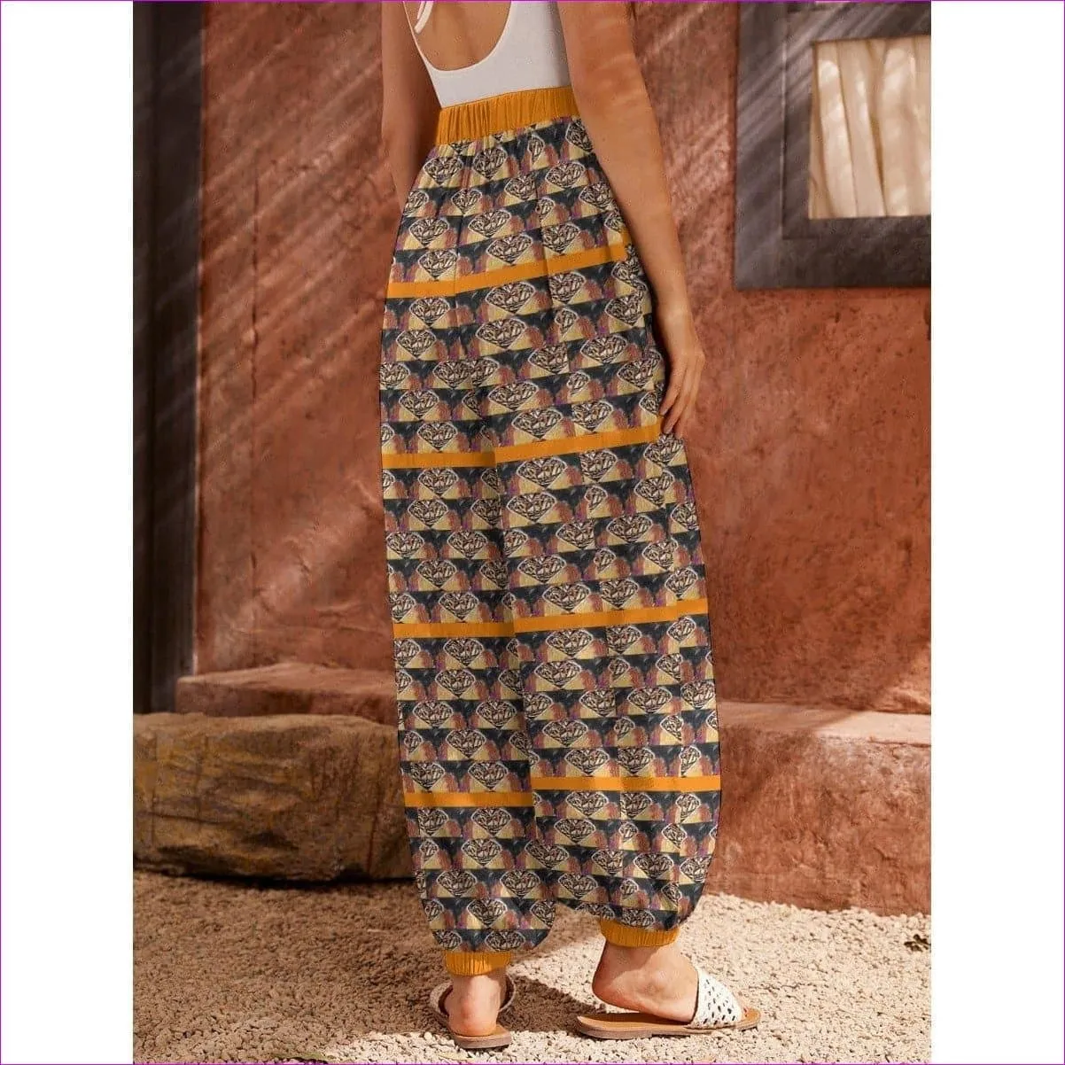 Diamonds in The Sun Womens Carrot Pants