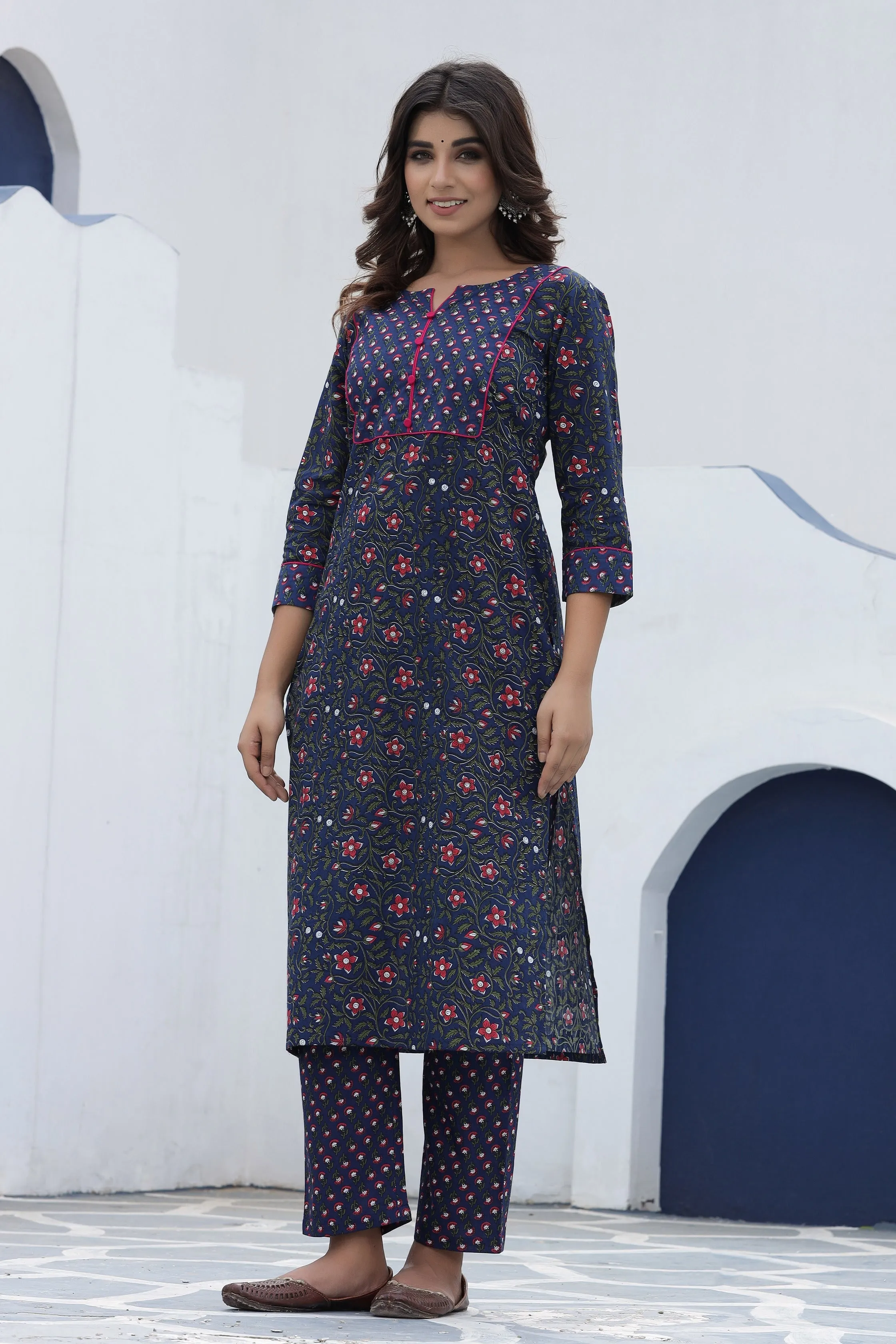 Women Blue Printed Kurta Set