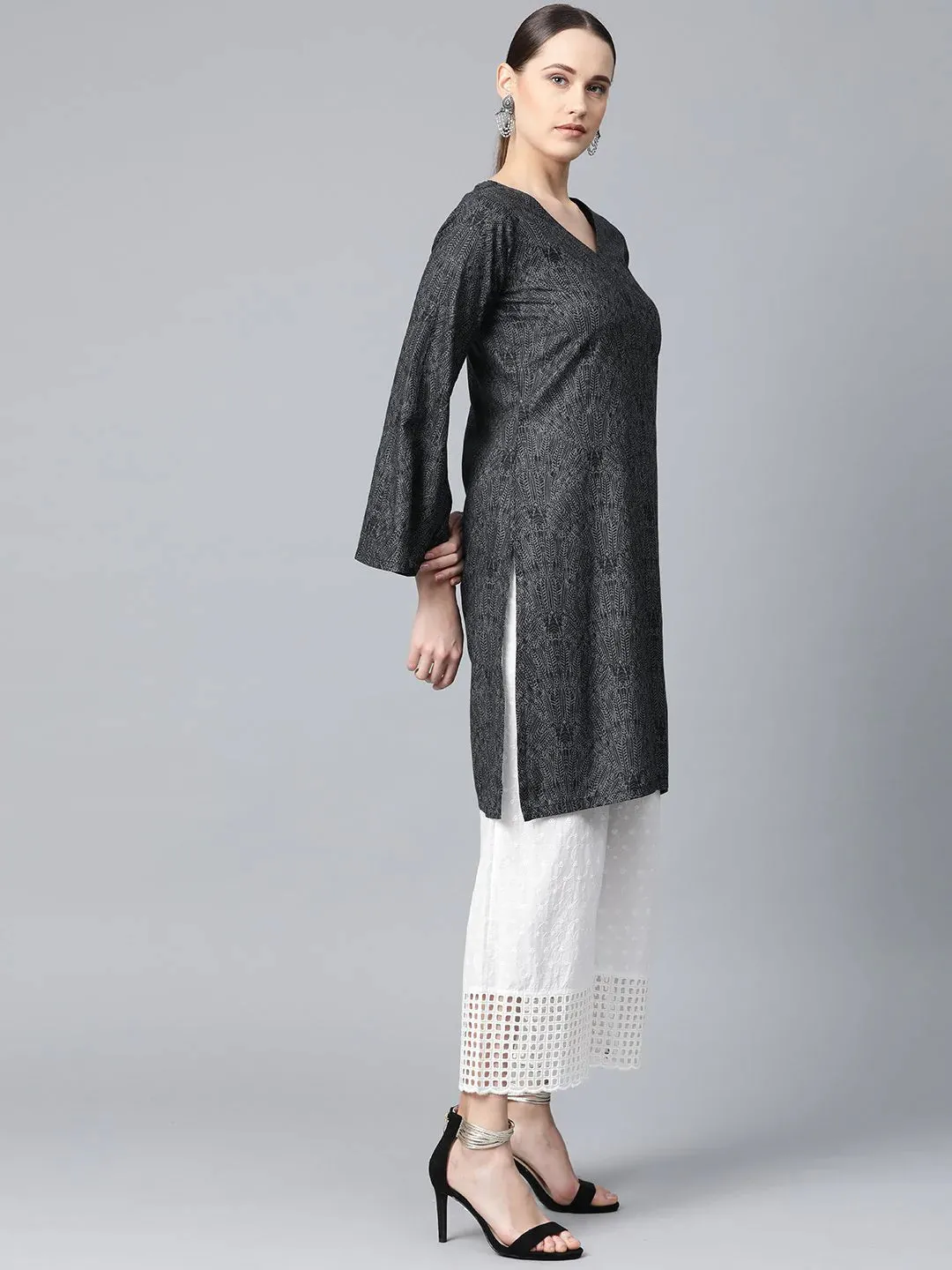 Women Charcoal Grey & Black Printed Straight Kurta