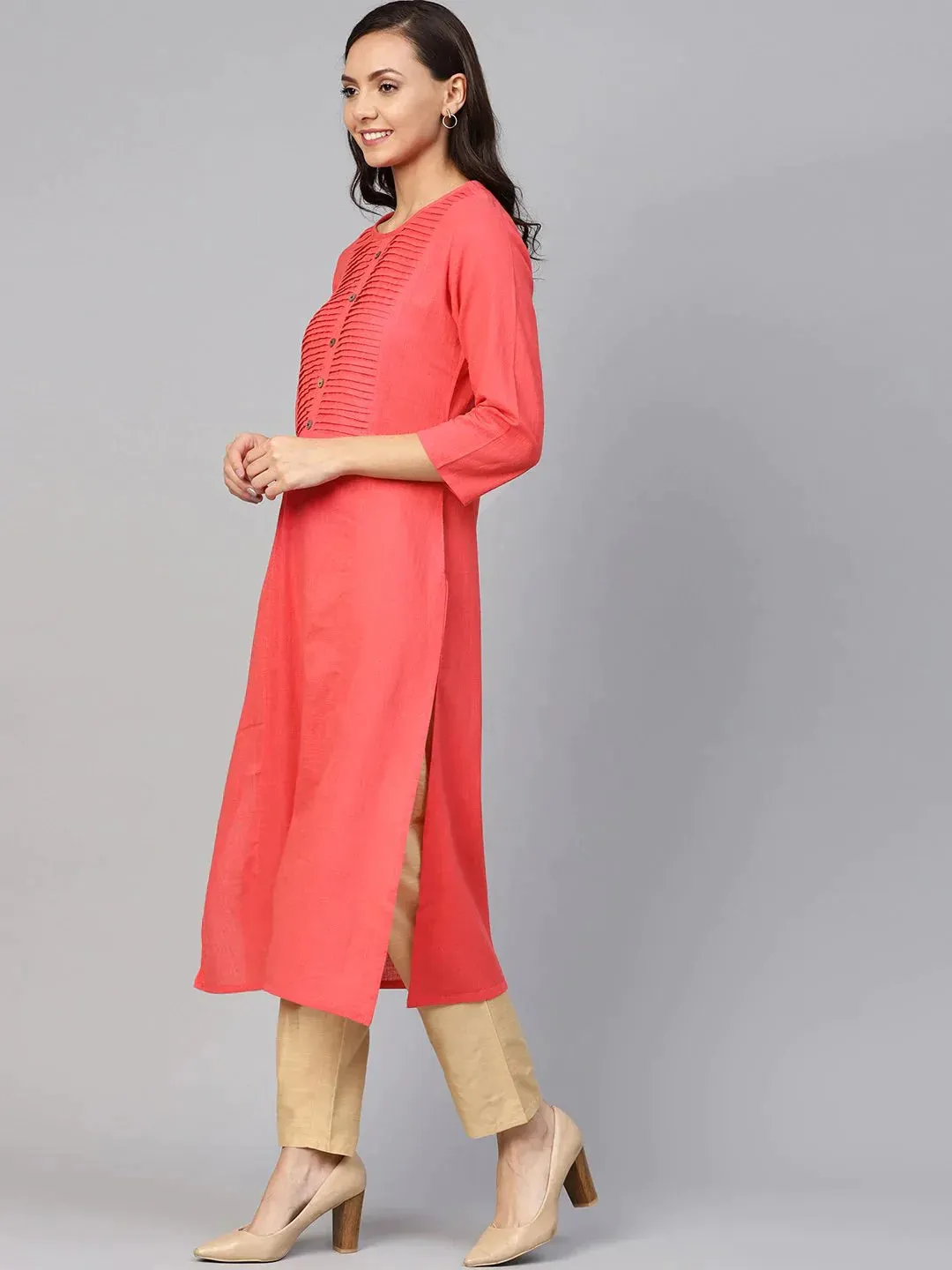 Women Peach Cotton Straight Kurta With Pintucks