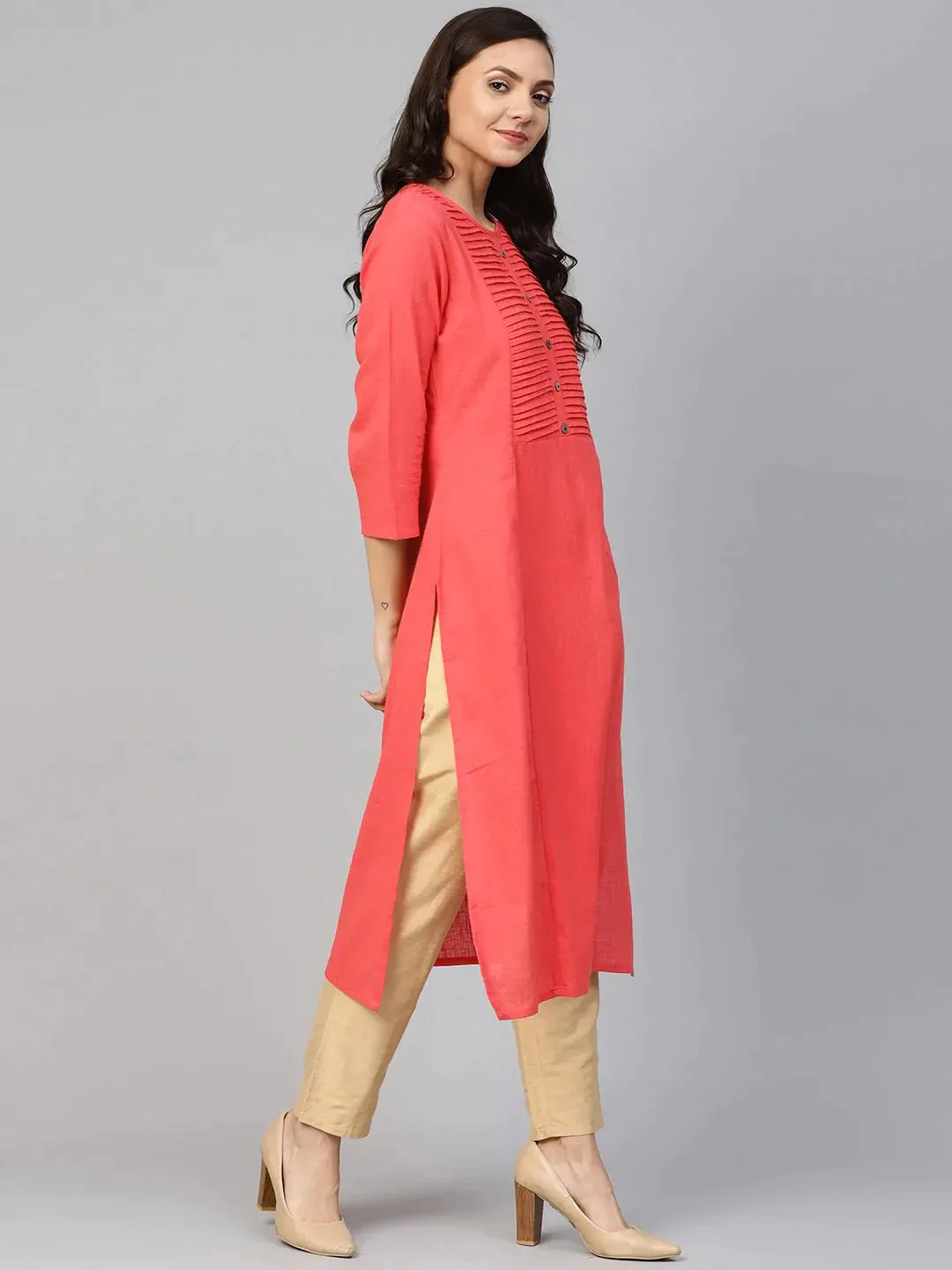 Women Peach Cotton Straight Kurta With Pintucks