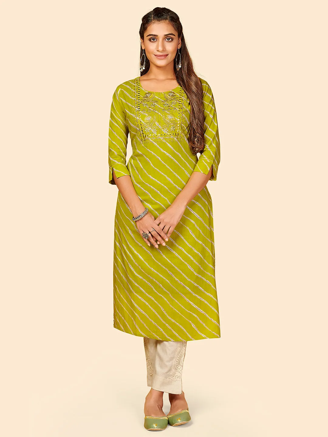 Women'S Embroidered & Mirror Work Straight Cotton Parrot Green Stitched Kurta