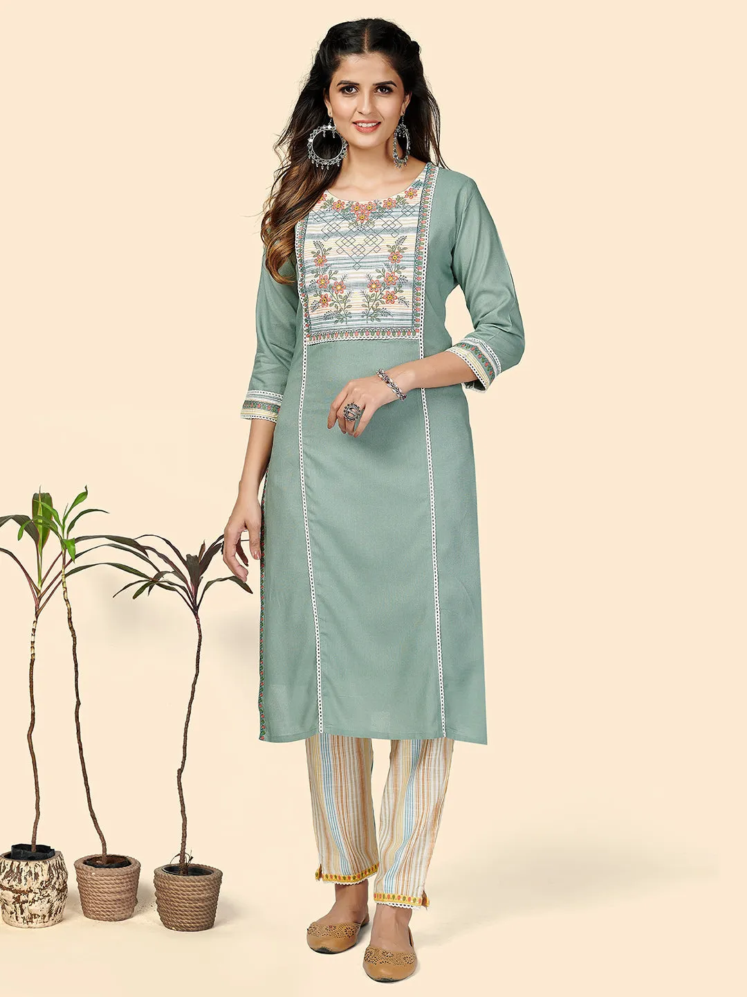 Women'S Embroidered Straight Cotton See Green Stitched Kurta With Pant