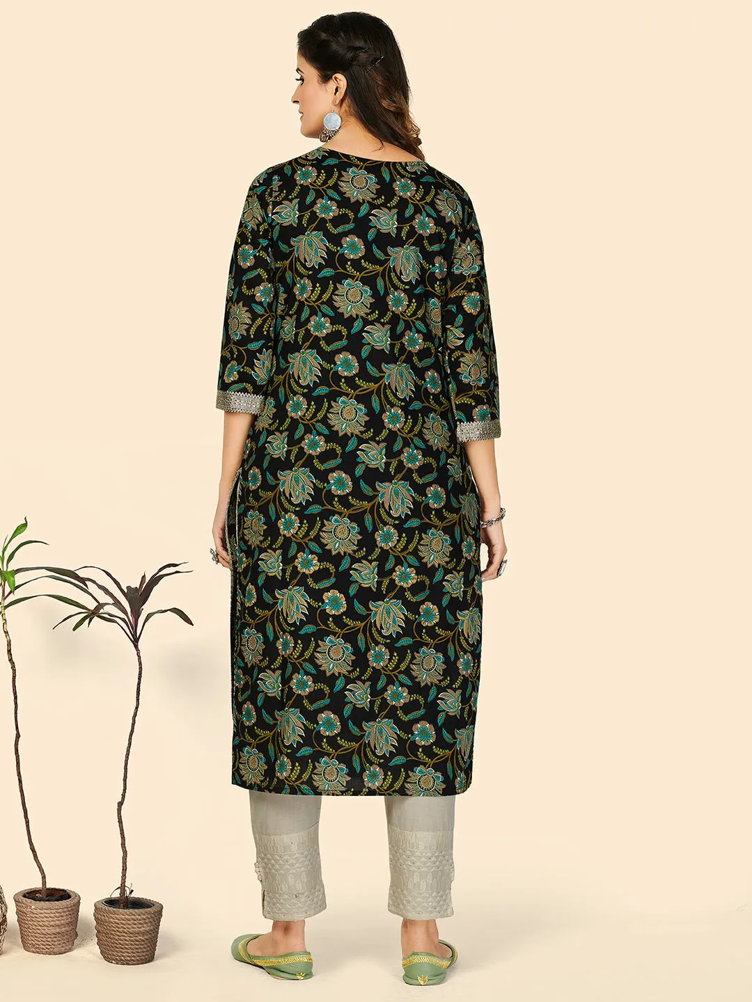 Women'S Print & Sequience Straight Cotton Black Stitched Kurta