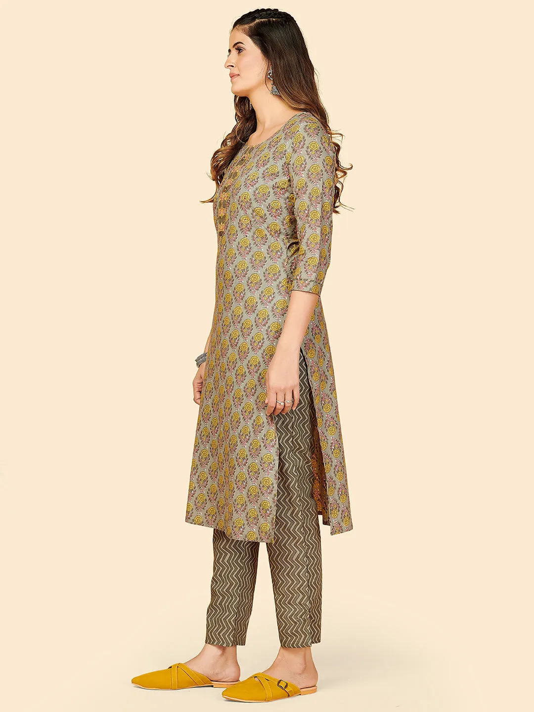 Women'S Printed & Hand Work Straight Cotton Grey Stitched Kurta With Pant